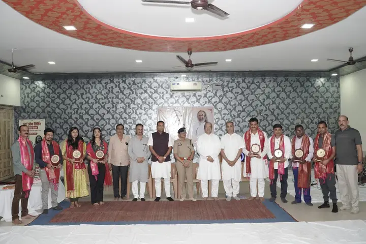 Award function — Janjgir-Champa, Chhattisgarh (2)
