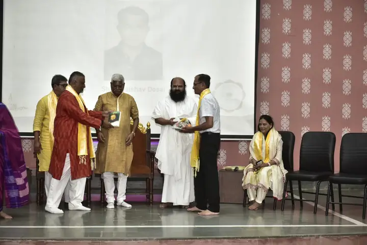 Award function — Dahod, Gujarat (2)