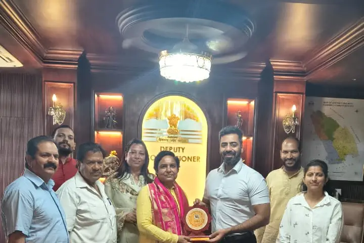 Award function — Una, Himachal Pradesh (2)